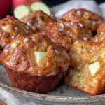 apple cinnamon muffins - featured image