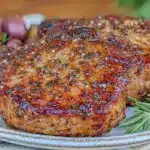 crispy oven-baked pork chops - featured image