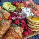 easy stunning breakfast charcuterie board - featured image