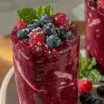 low sugar berry smoothie - featured image